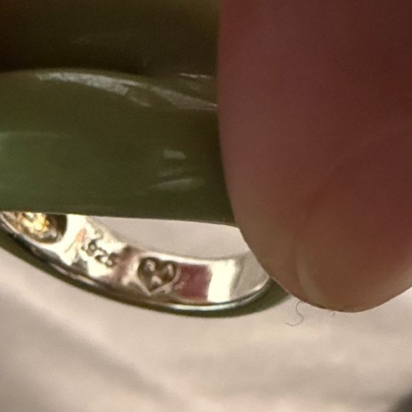 *Rare*  Solange Azagury-Partridge Hot Lips ring  Glow in the Dark - Picture 5 of 6